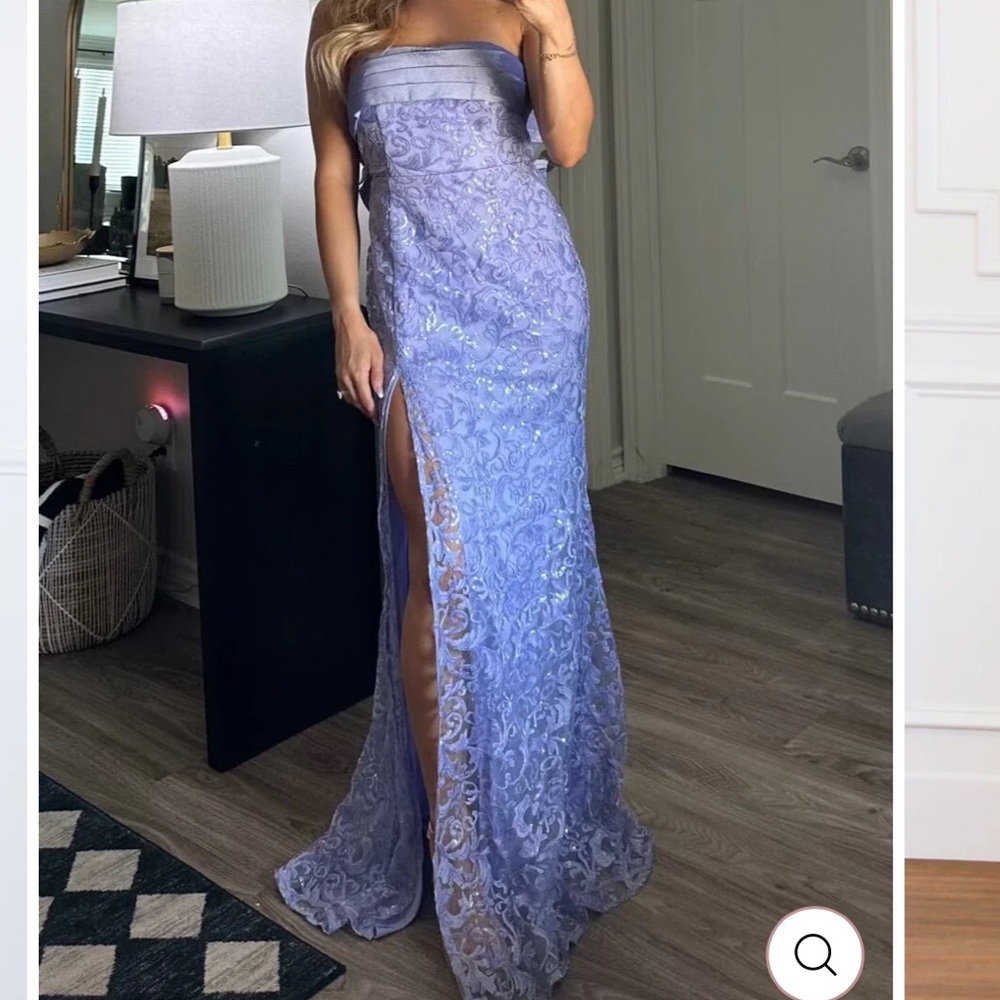 Elegant Lavender Strapless Evening Gown